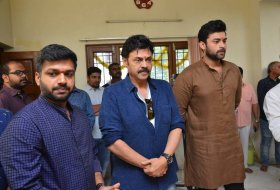 Venkatesh-and-Varun-Tej-F2-Movie-Launch Photos-04